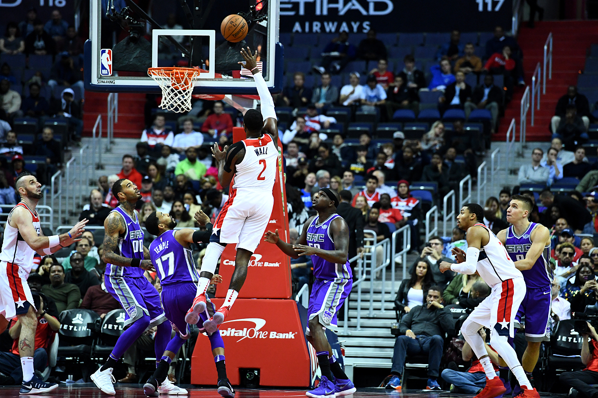 立陶宛男篮绝杀公牛，锡安爆发神勇