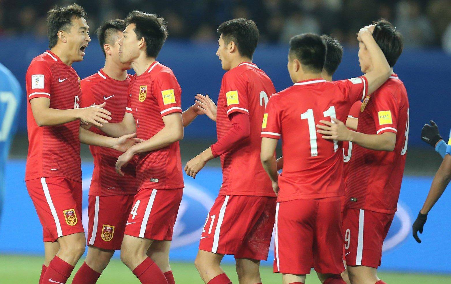 意大利绝地反击里昂，德容一己之力扛起全队的简单介绍