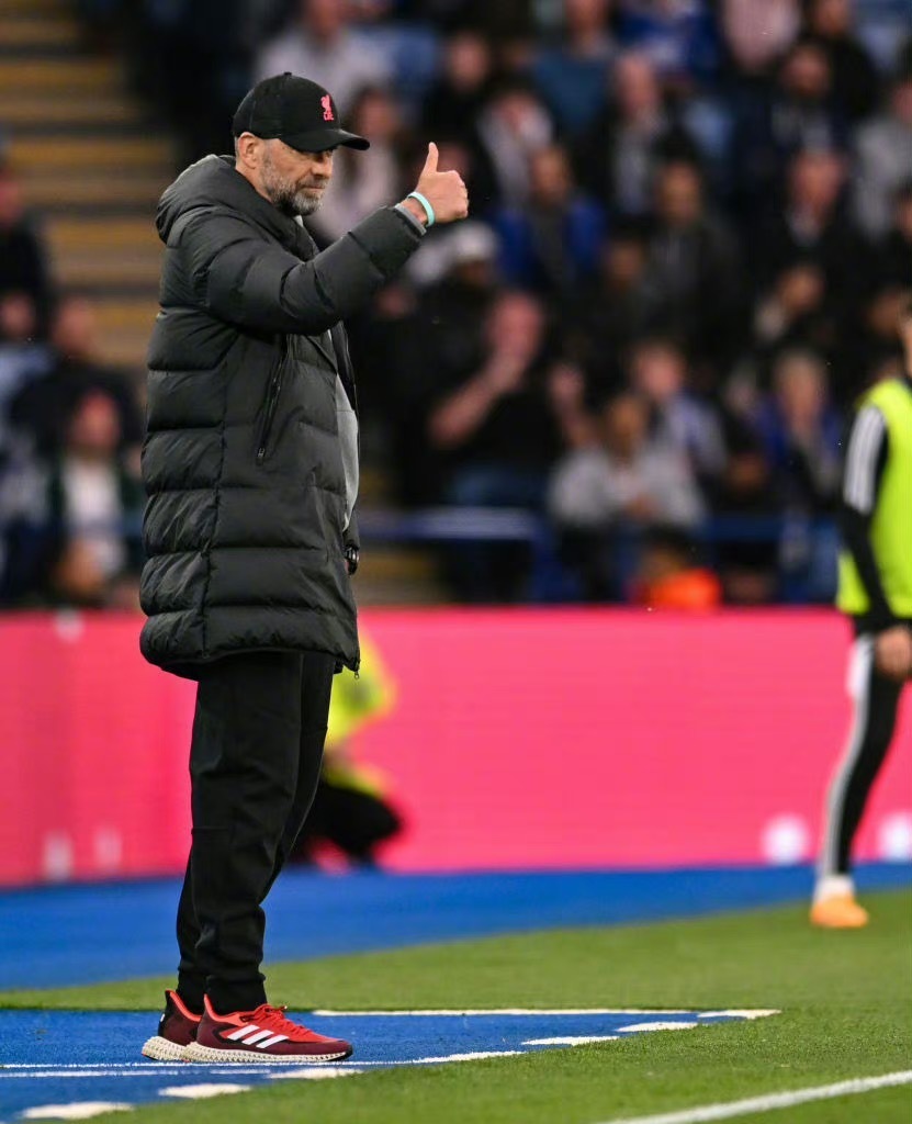 巴萨翻盘利物浦，萨拉赫完成帽子戏法的简单介绍