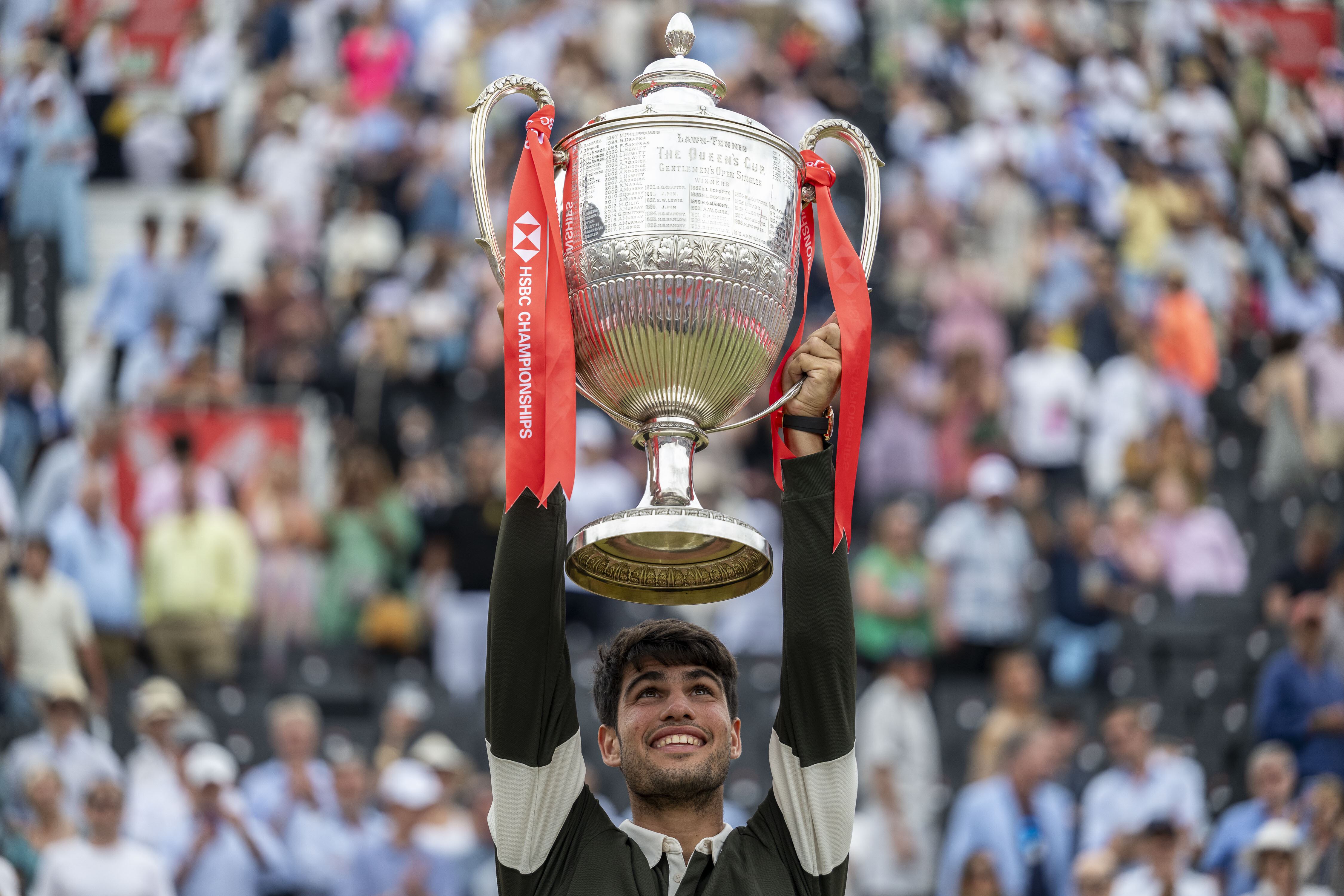 意大利网球队翻盘欧洲网球队，阿尔卡拉斯爆发神勇的简单介绍