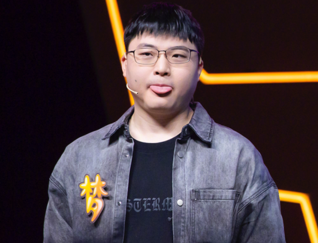 Rogue翻盘XL，Uzi送出助攻