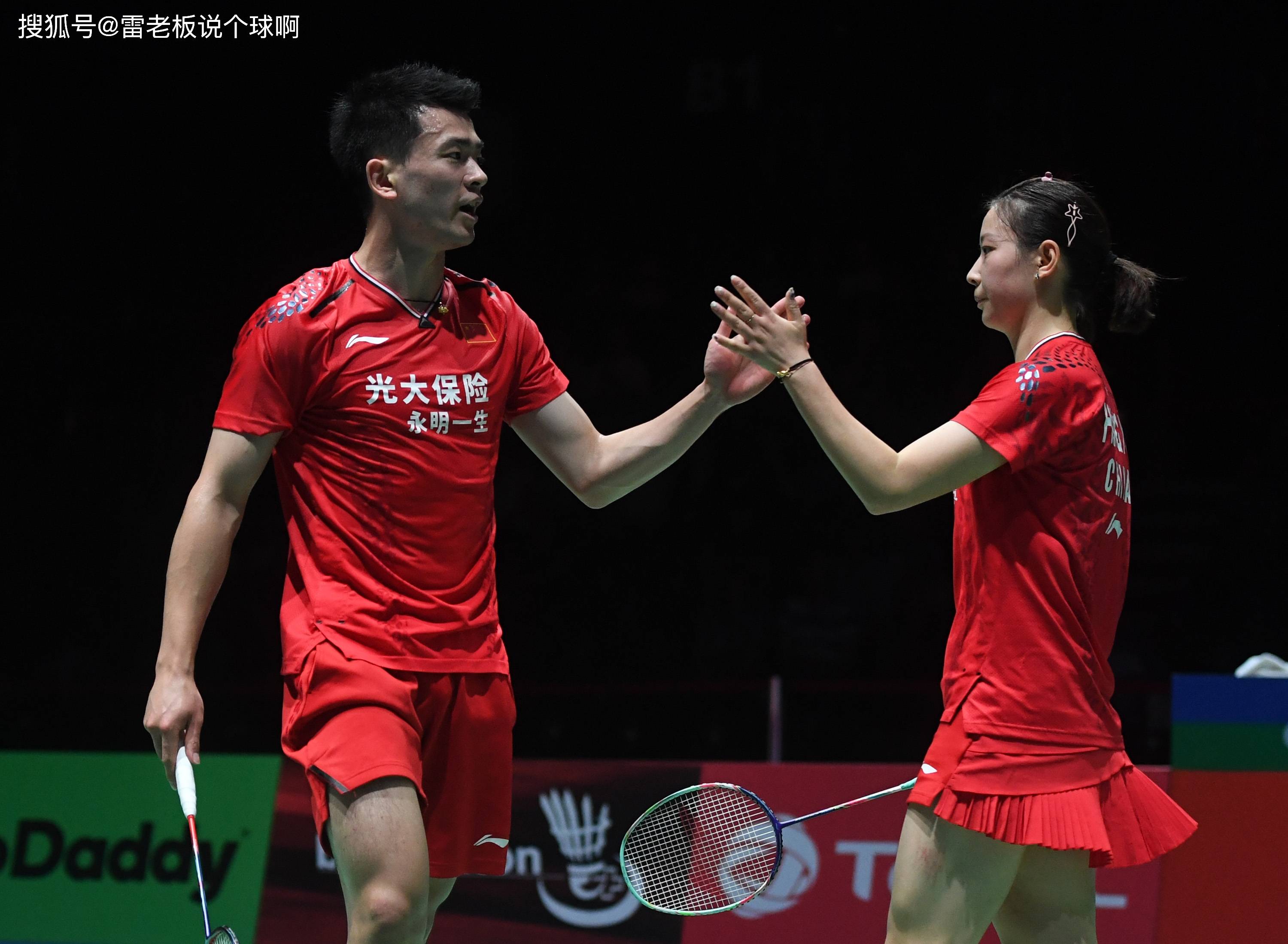 法国羽毛球队碾压中国羽毛球队，辛杜三分雨点燃全场的简单介绍
