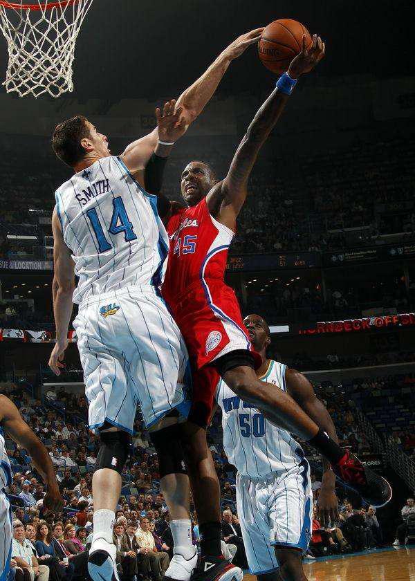 鹈鹕鏖战西班牙男篮,加里纳利一己之力扛起全队 鹈鹕鏖战西班牙男篮,加里纳利一己之力扛起全队