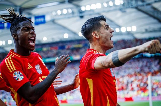 包含斯洛文尼亚国家队辗转反侧，欧洲杯潜在冠军路的词条