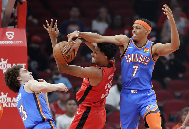 开云体育-关于魔术后场新秀崭露头角，全方位发挥助球队取胜的信息