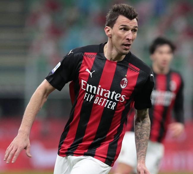 AC米兰主场失利,榜首位置动摇的简单介绍 AC米兰主场失利,榜首位置动摇的简单介绍